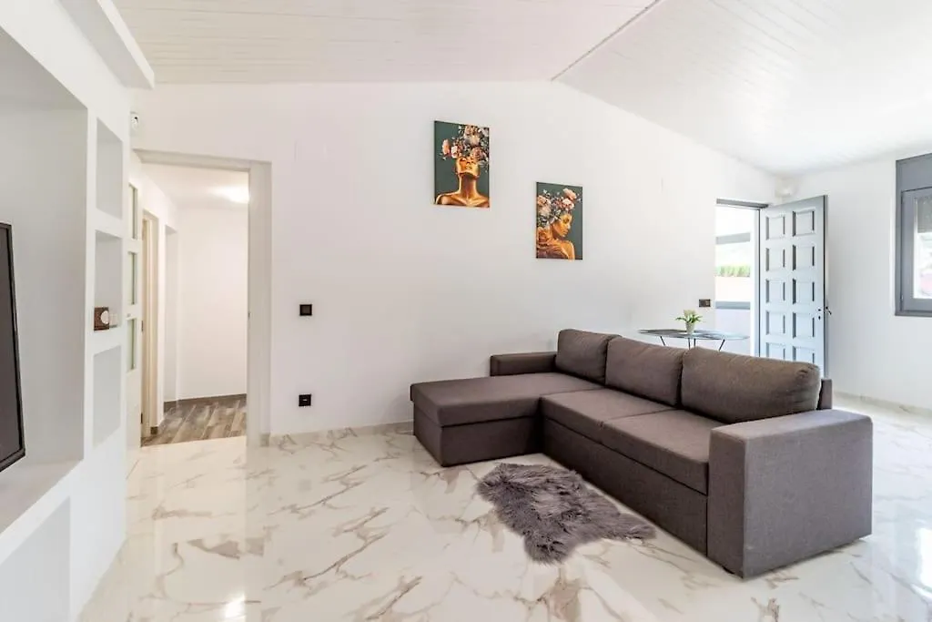 Casa Rural Con Piscina Privada, Barbacoa, Wifi Y Parking Incluido Vilovi de Onar 0*,  Spain